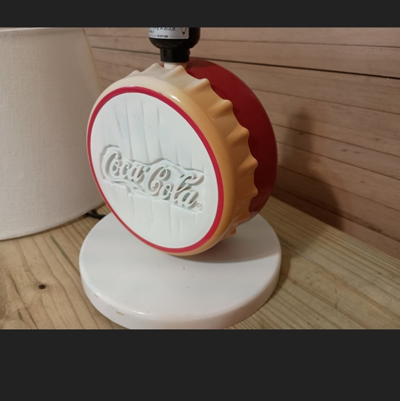 Vintage Coke bottle cap lamp 1997 retro lamp with original shade - Picture 7 of 10
